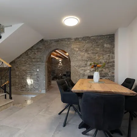 Angelica * Lakmartin